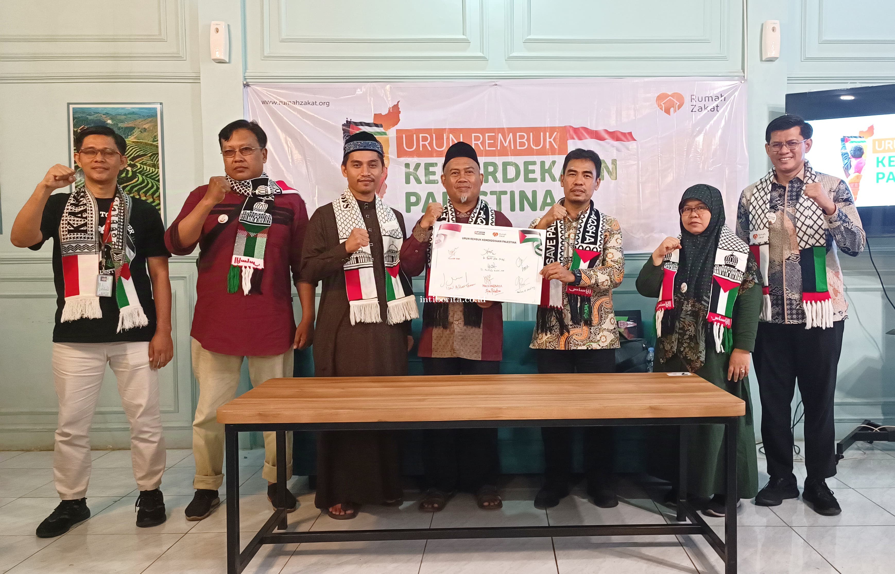 Mantap!! Humas JOIN Sulsel Teken Deklarasi Love for Palestina