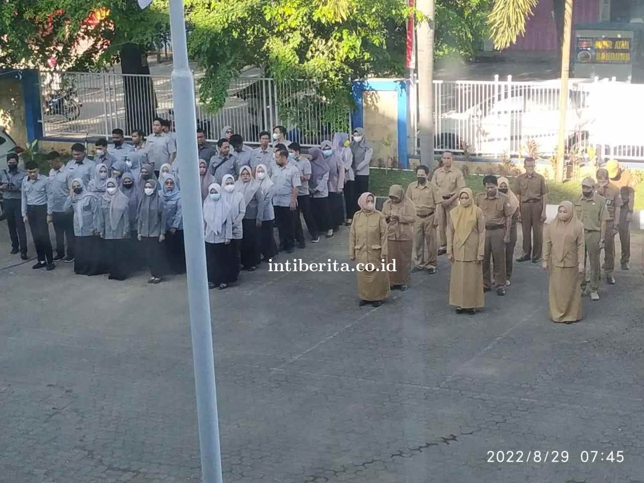 Upacara Bendera Di Lingkup Dinas Pendidikan Kota Makassar