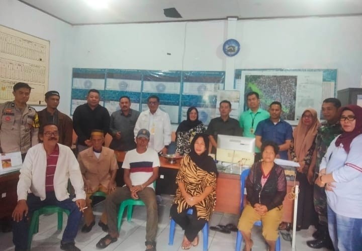 Camat Didampingi Lurah Kampung Buyang Melakukan Mediasi Sengketa Lahan  